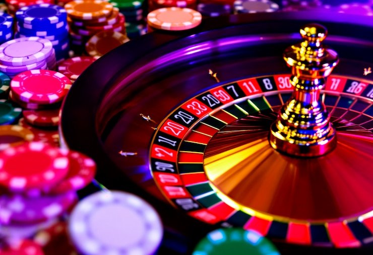 Tim layanan pelanggan profesional siap membantu pengguna Live Casino mobil123 kapan saja